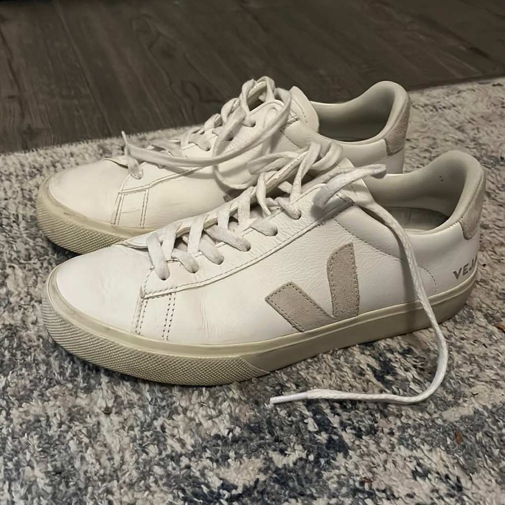 Veja womens campo leather shoes